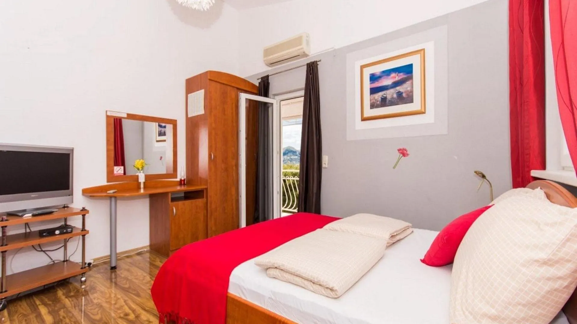 Villa Stil - Studio Apartment With Balcony And Sea View 201 Trogir